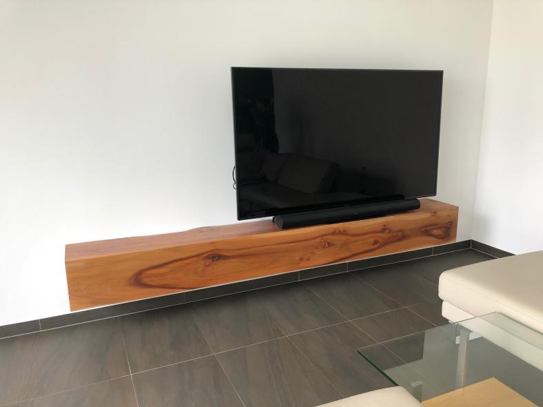 Sideboard aus Altholz