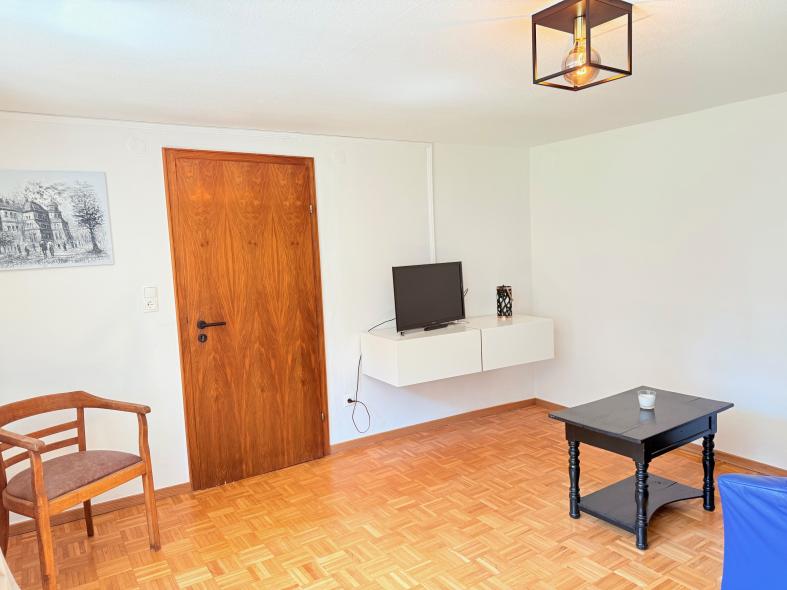 Ferienwohnung Kleinkarlbach Wohnzimmer